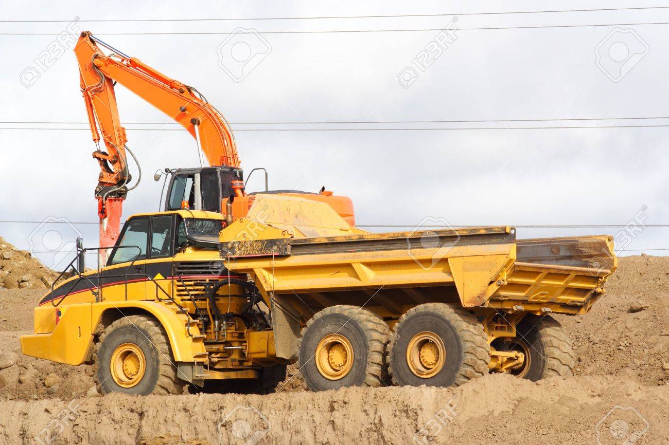 Big Dump Trucks >> Large Dump Truck Big Dump Trucks >> Large Dump Truck