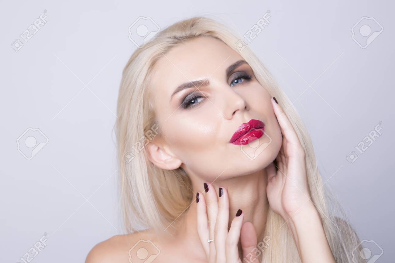 Blonde Touching S Blonde Touching S