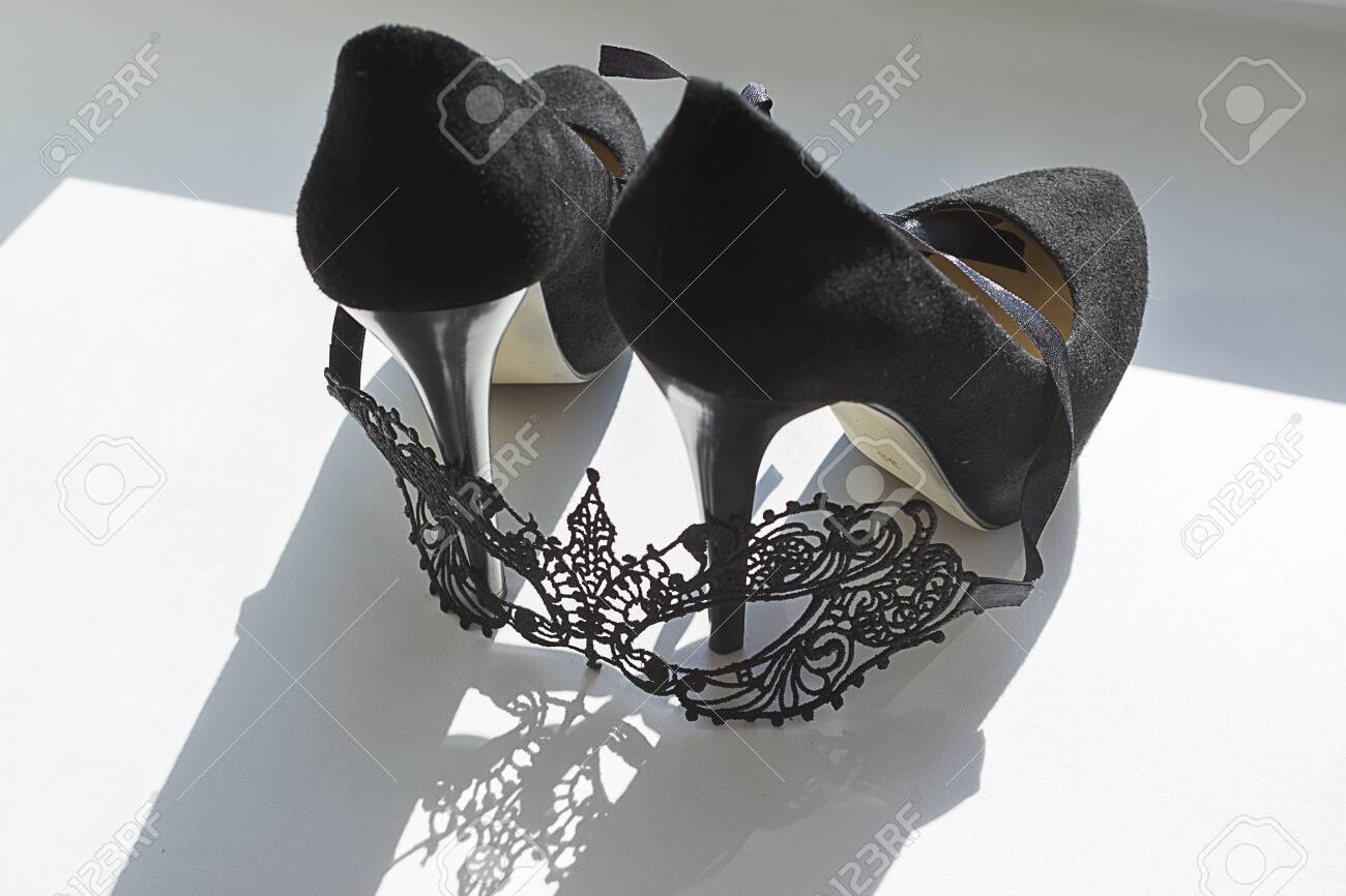 black lace high heel shoes