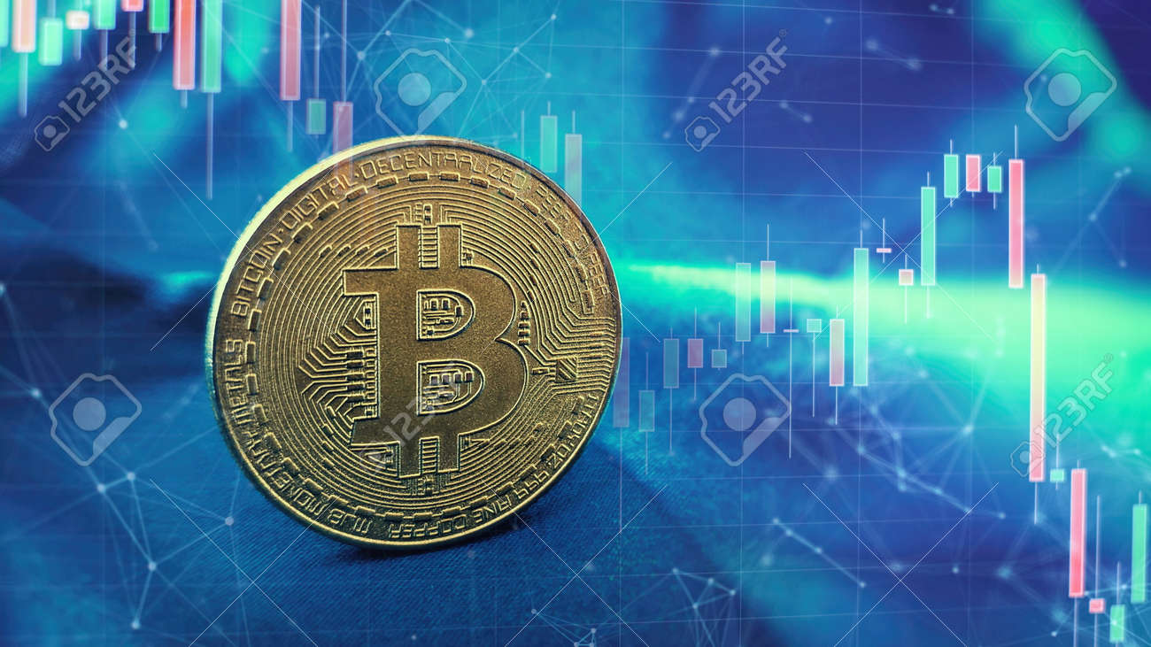 Criptomoneda. Crecimiento De Las Acciones De Bitcoin. El Gráfico Muestra Un  Fuerte Aumento En El Precio De Bitcoin. Fotos, retratos, imágenes y  fotografía de archivo libres de derecho. Image 175599818