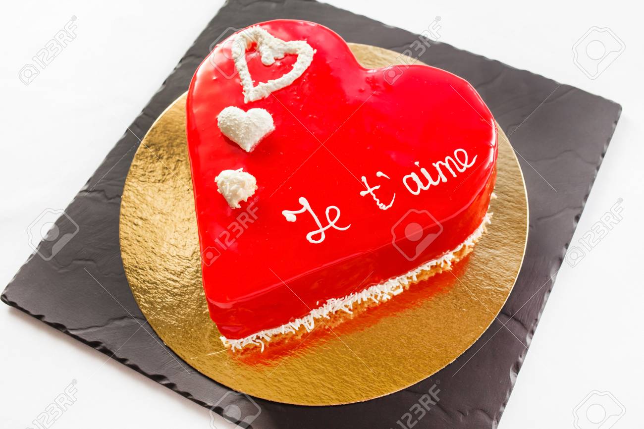 Gateau Pour La Saint Valentin Banque D Images Et Photos Libres De Droits Image