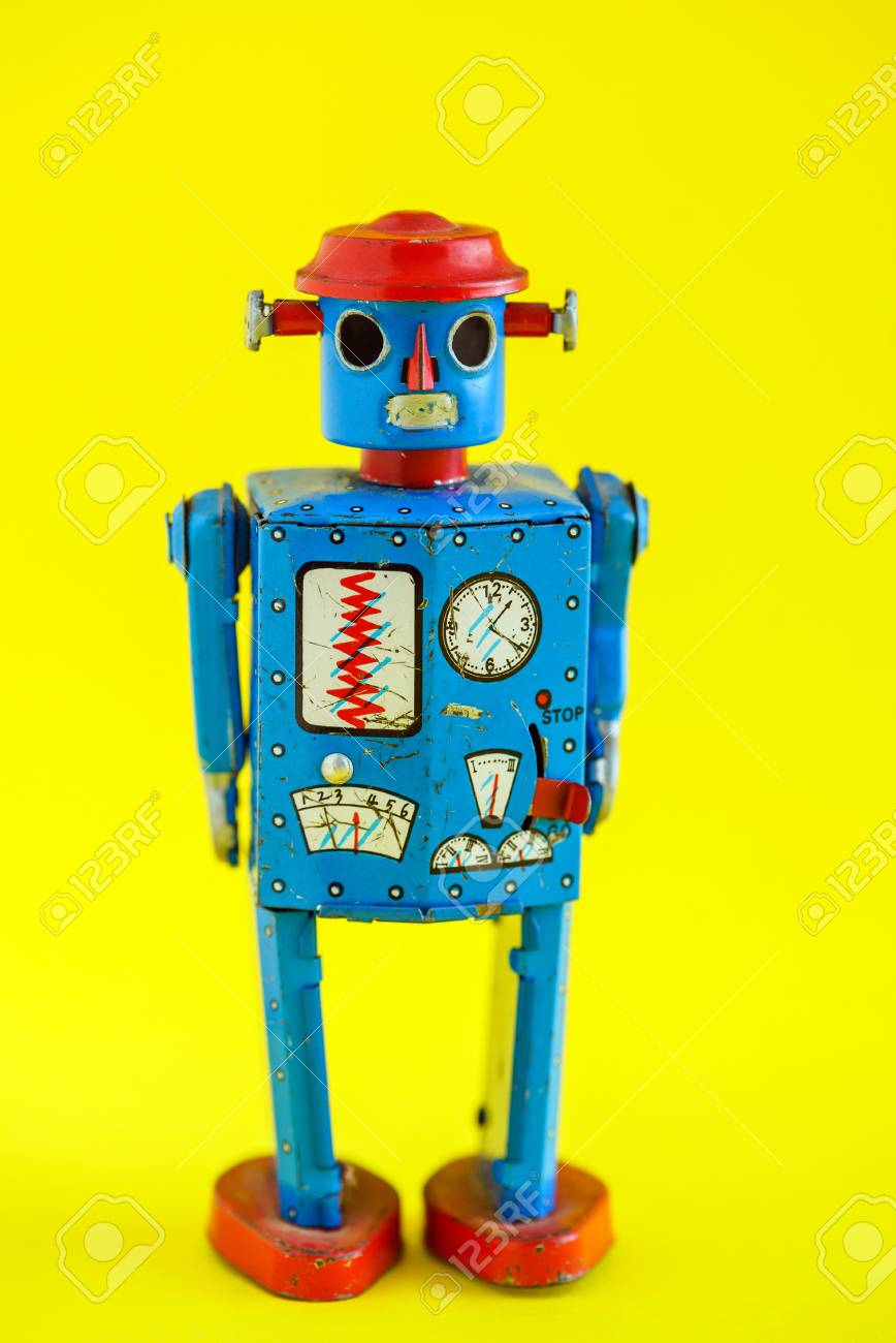 wind up robot toy