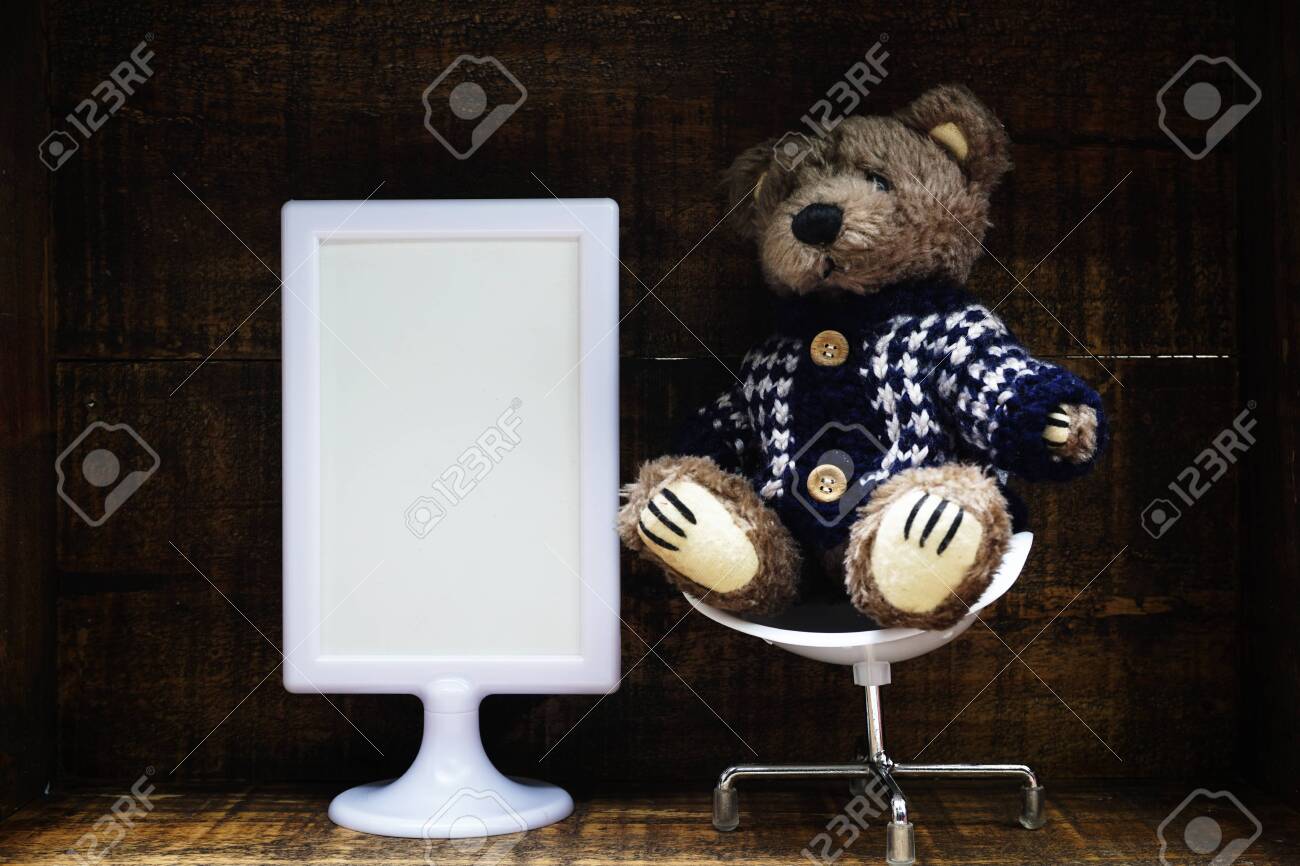 teddy bear display stands