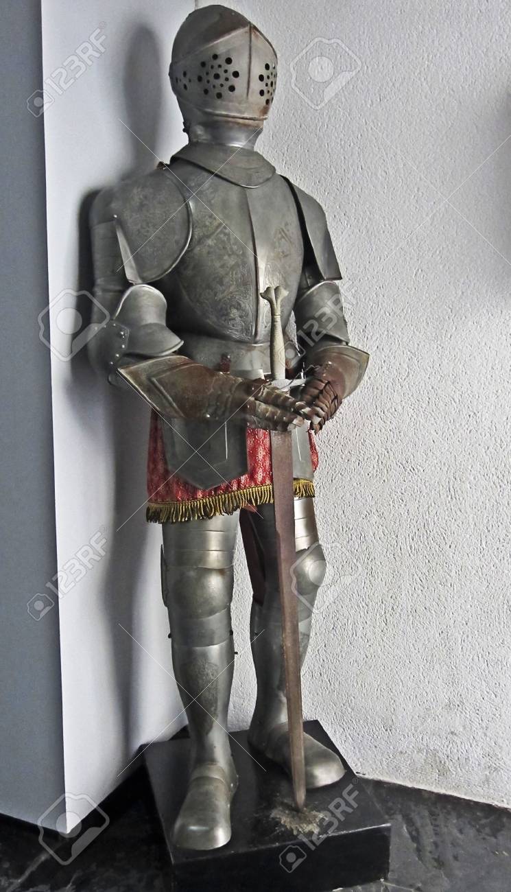 スペイン製 中世の騎士 鎧 スペイン製 鎧オブジェ 中世の騎士 - メルカリ
