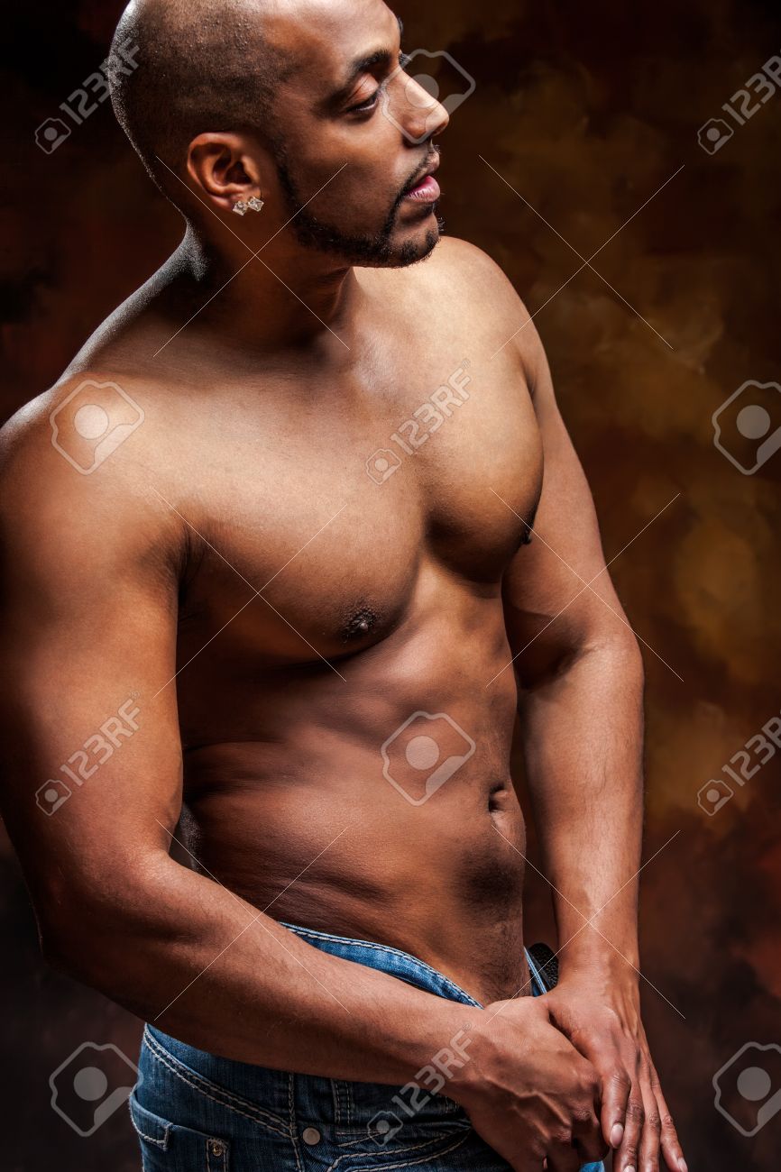 голая позирует для мужа 