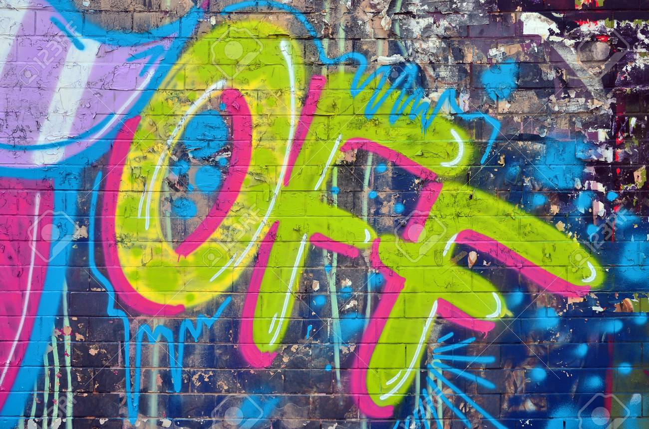 Arte Bajo Tierra Hermoso Estilo De Graffiti En La Calle La Pared