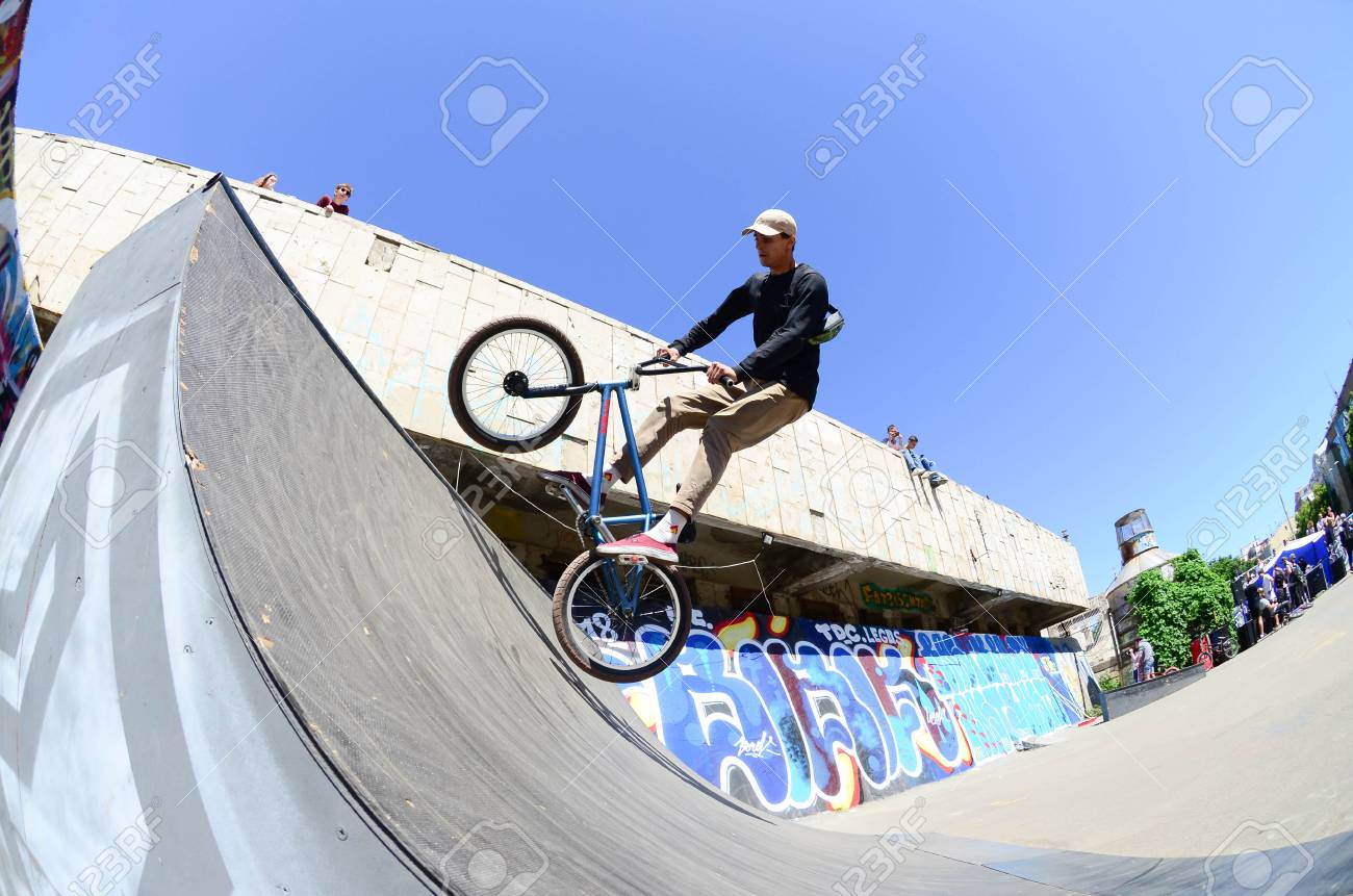 freestyle bmx riders