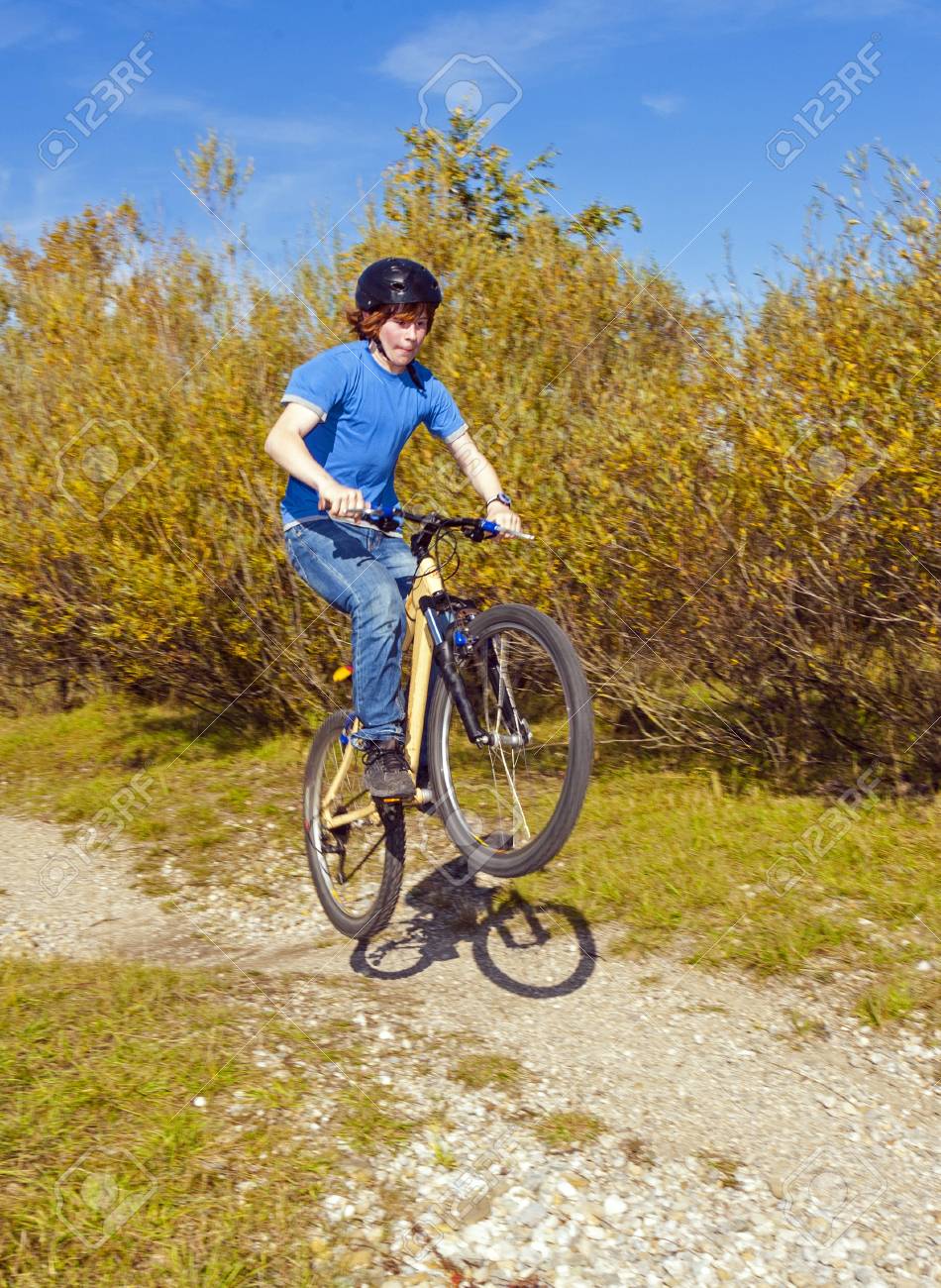 pics Dirt Bike Ramps For Jumping 123rf