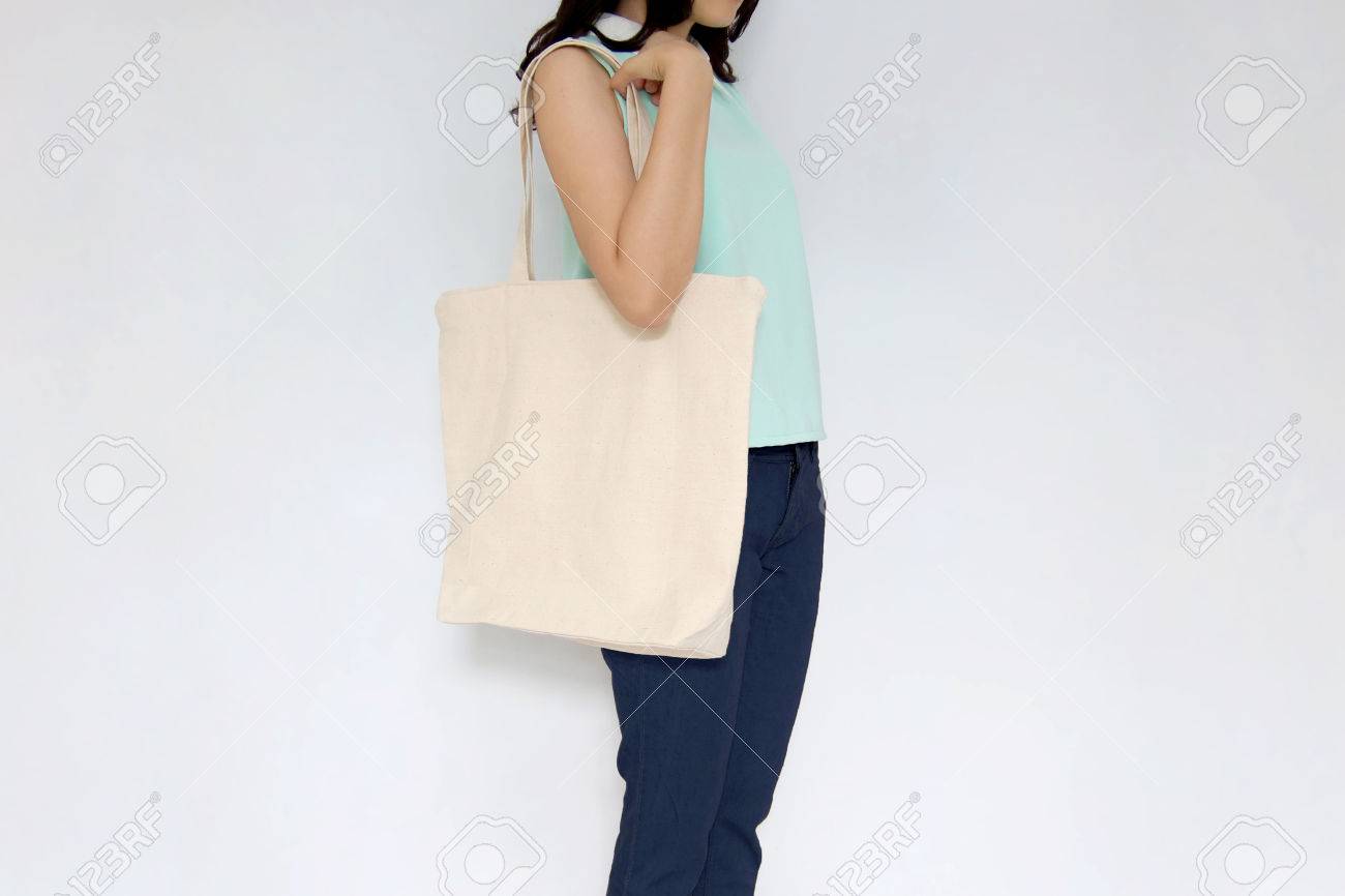 girl with tote bag