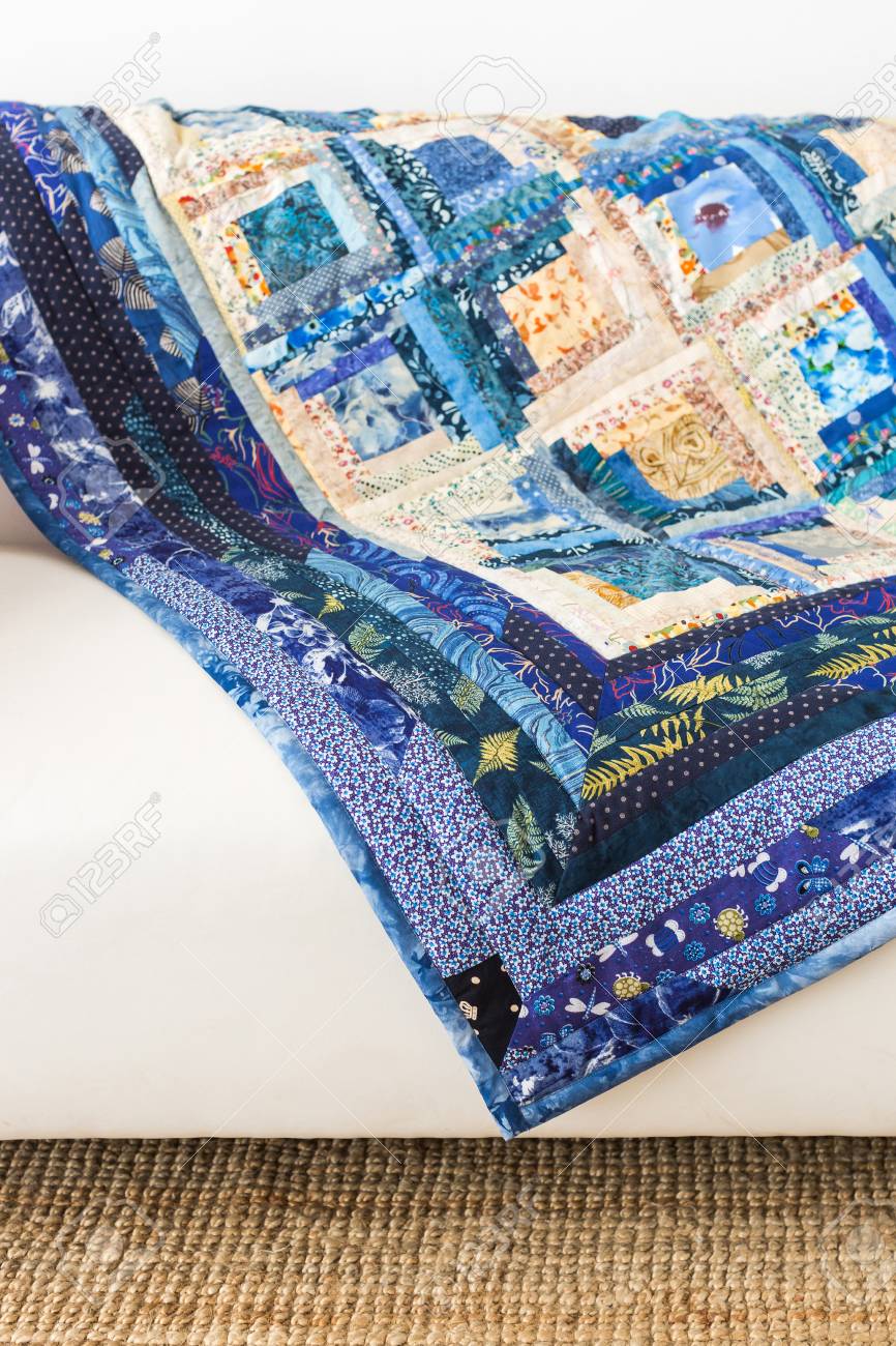 A Colcha De Retalhos Colorida Com Padrão De Geometria Azul A Colcha De Retalhos Colorida Com Padrão De Geometria Azul