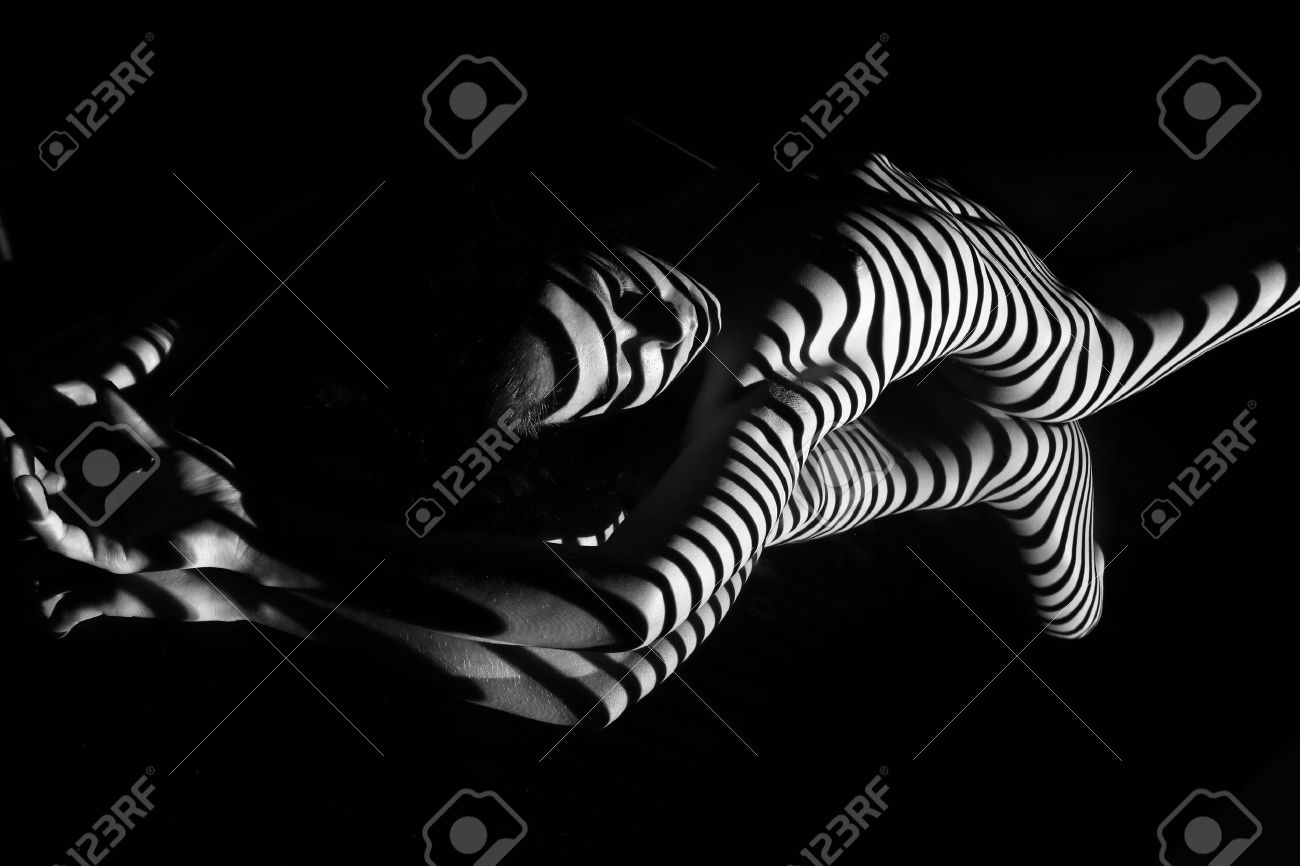 Blanco y negro mujer desnuda images 98