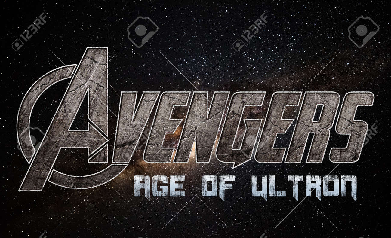 어벤져스, 에이지 오브 울트론 타이포그래피 텍스트 효과. 마블 시네마틱 유니버스는 마블 스튜디오에서 제작한 일련의 슈퍼히어로 영화를  중심으로 한 미국 미디어 프랜차이즈이자 공유 유니버스입니다. 로열티 무료 사진, 그림, 이미지 그리고 스톡포토그래피. Image ...