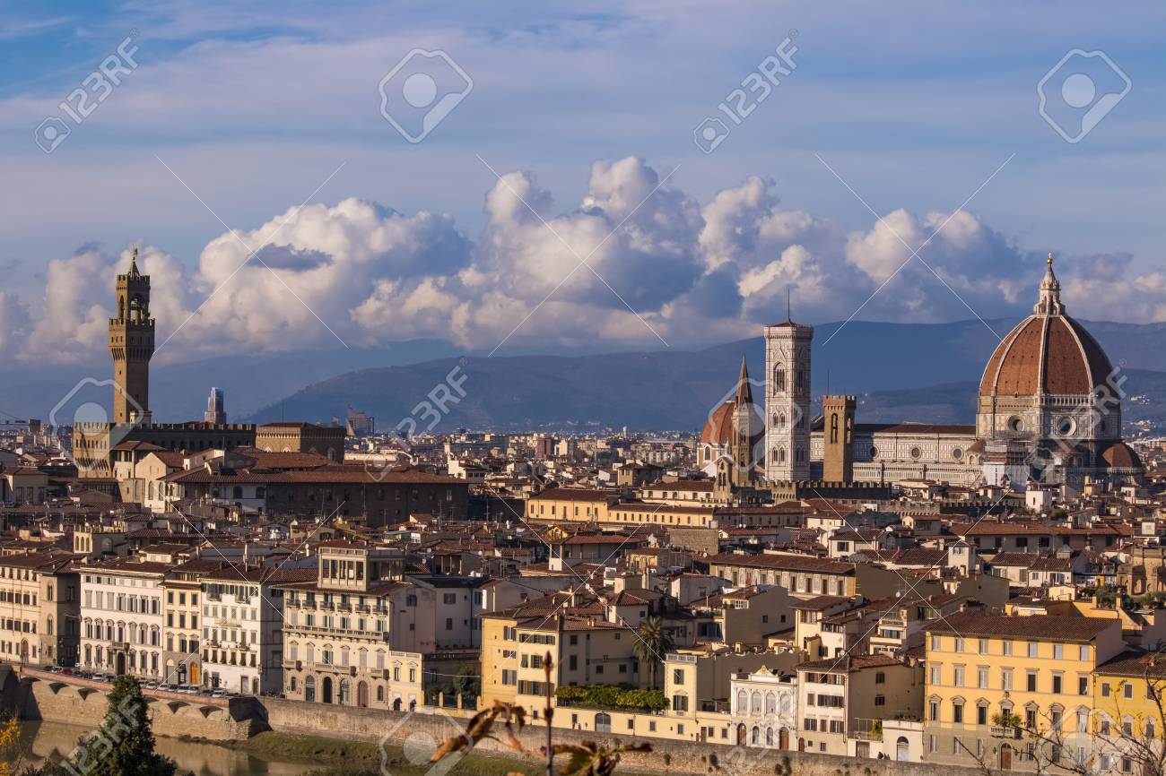 フィレンツェ サンタ マリア デル フィオーレ大聖堂 フィレンツェ イタリアの美しい景色 の写真素材 画像素材 Image フィレンツェ サンタ マリア デル フィオーレ大聖堂 フィレンツェ イタリアの美しい景色 の写真素材 画像素材 Image