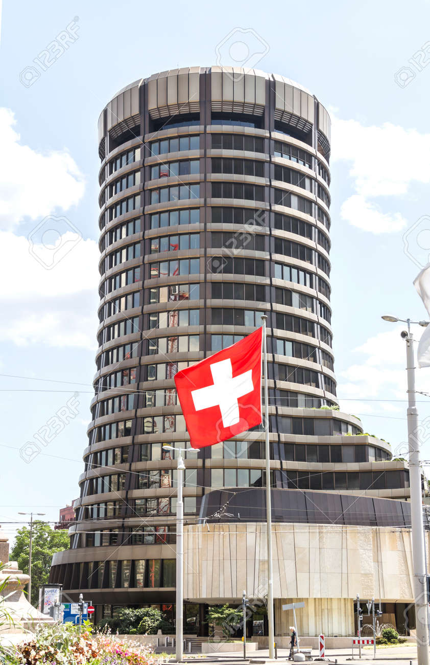 バーゼル、スイス :国際決済銀行BIS、1903年以来バーゼルで事業を行う60の中央銀行が所有する国際金融機関のタワービル。の写真素材・画像素材  Image 146632956