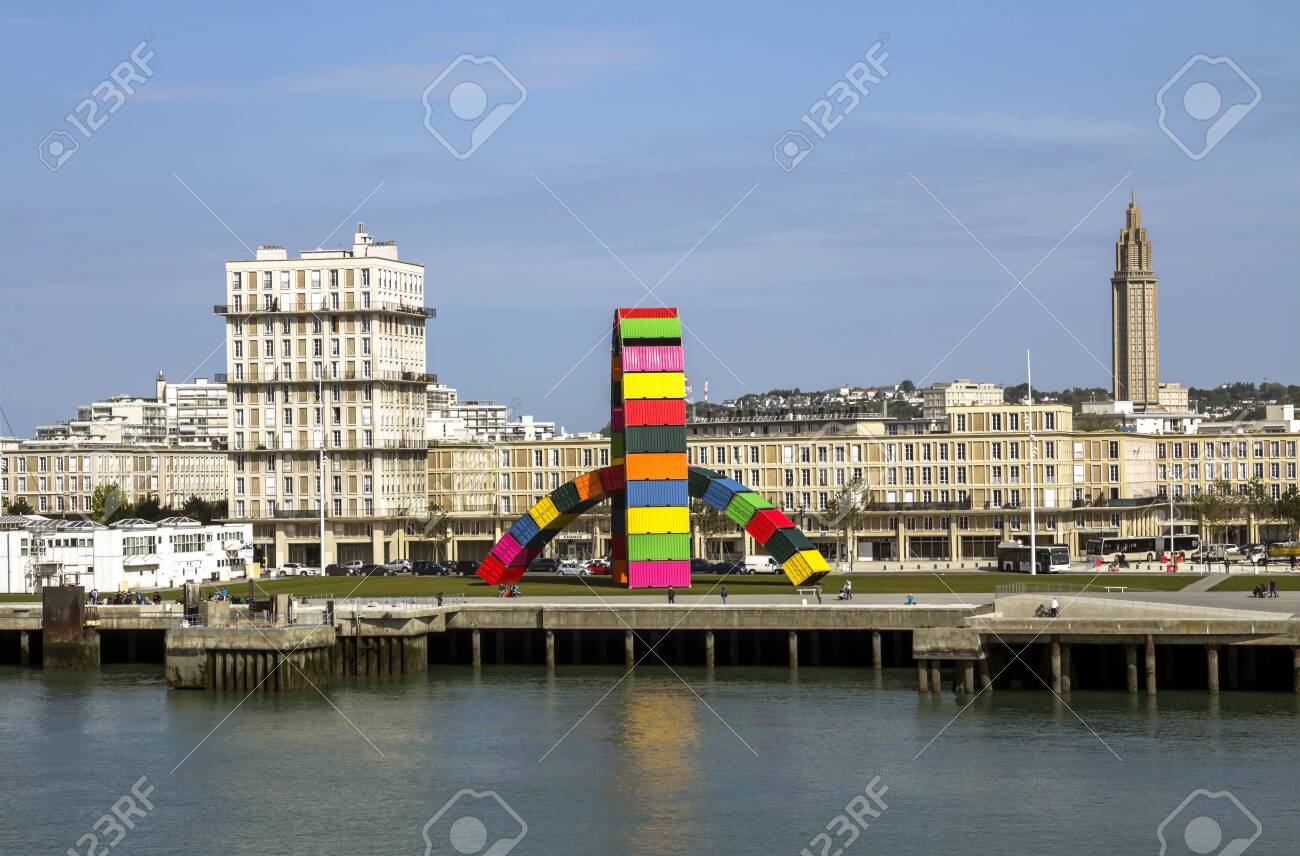 Le Havre France Contemporary Installation Catene De Containers By Vincent Ganivet In Southampton Port Of Le Havre France To Commemorate City S 500th Anniversary Stock Photo Picture And Royalty Free Image Image