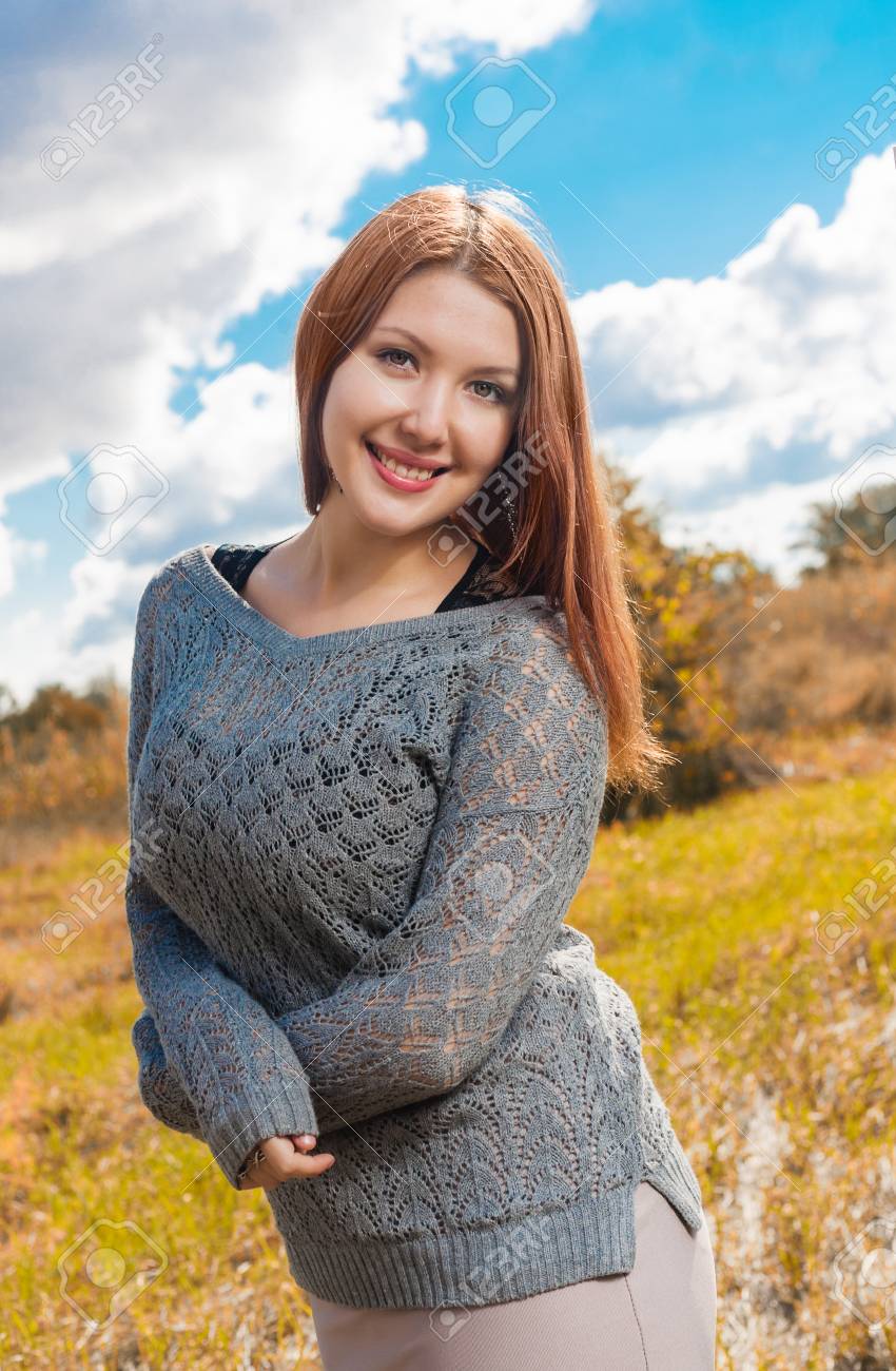 redhead pullover