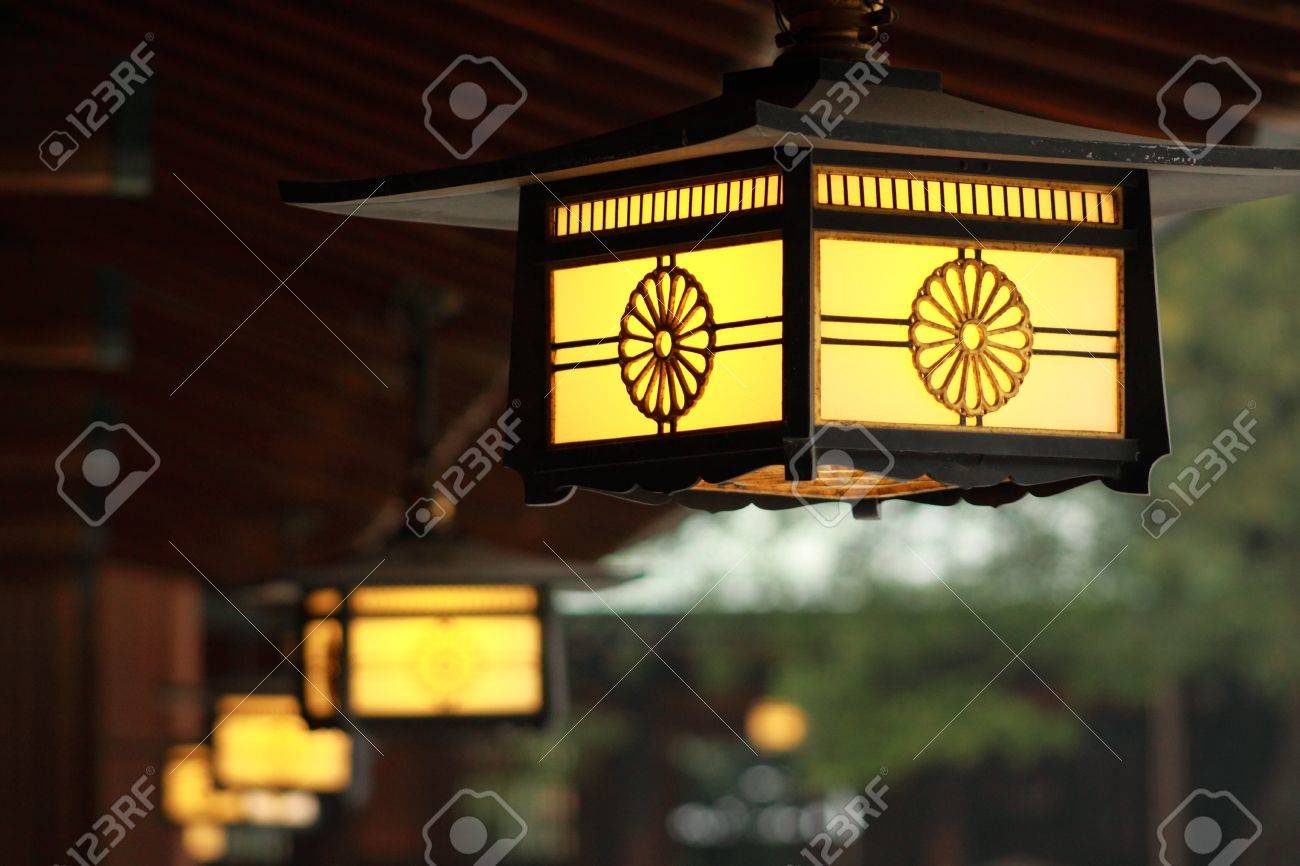 達成自治的梨神社提灯 Garcons Club Jp 達成自治的梨神社提灯 Garcons Club Jp