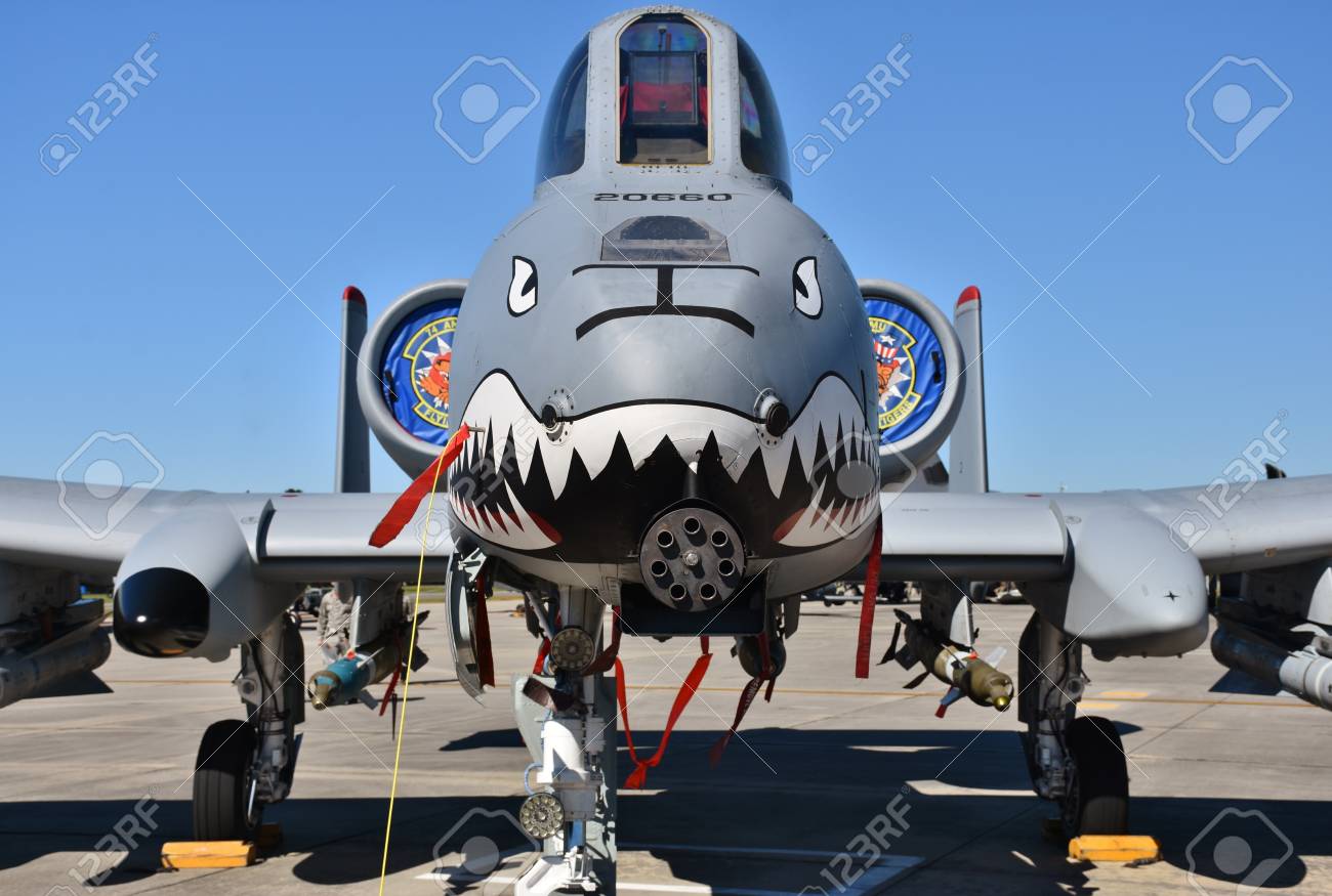 A-10 (航空機) - Wikipedia A-10 サンダーボルト II 鉛筆画