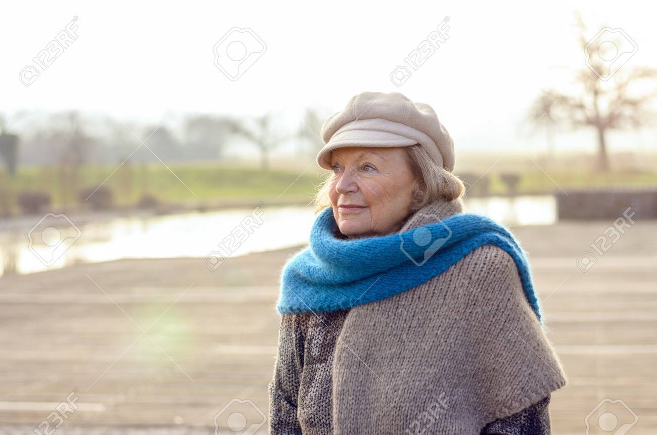 理想的には 予報 立場 年配 女性 マフラー Tokyoan Jp