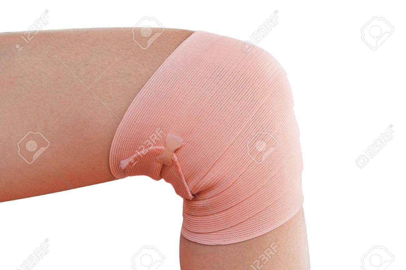 膝の怪我を包帯しました の写真素材 画像素材 Image