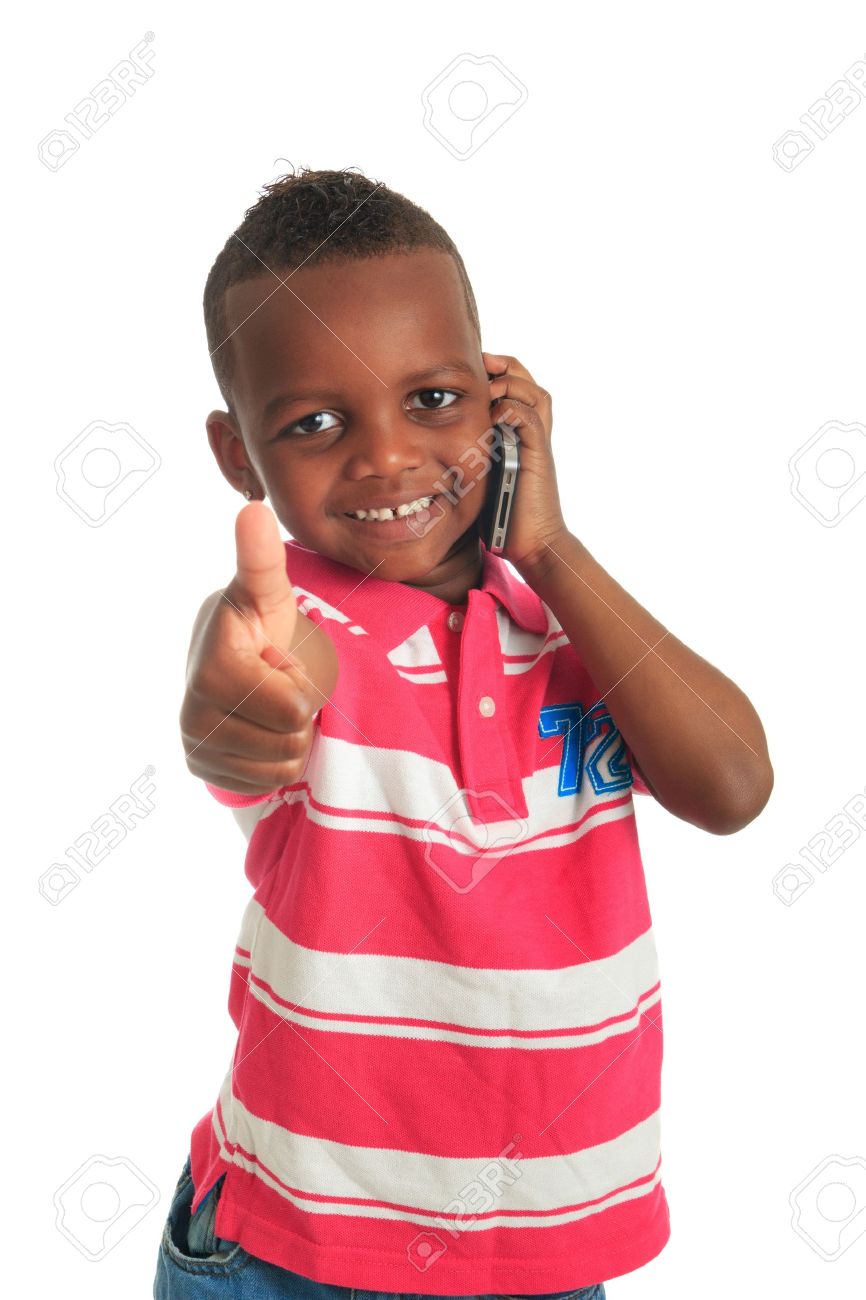 Africaine Enfant Americain De Noir De Telephone Isole Metisse Cheveux Boucles Banque D Images Et Photos Libres De Droits Image 1307