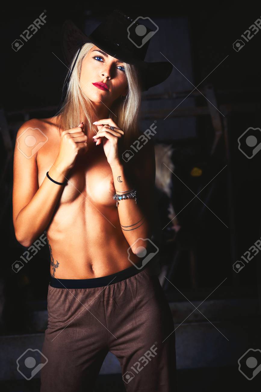 London andrews naked xxx Women lactating and breastfeeding adult baby