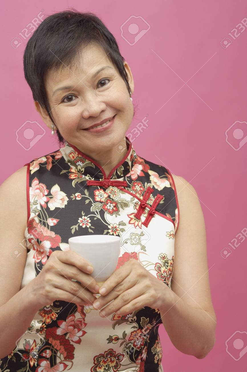 中国　熟女 最強の美魔女は中国に？驚異の60歳、ベテラン女優の劉暁慶―中国