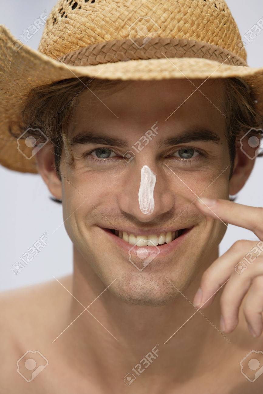 nose sunscreen