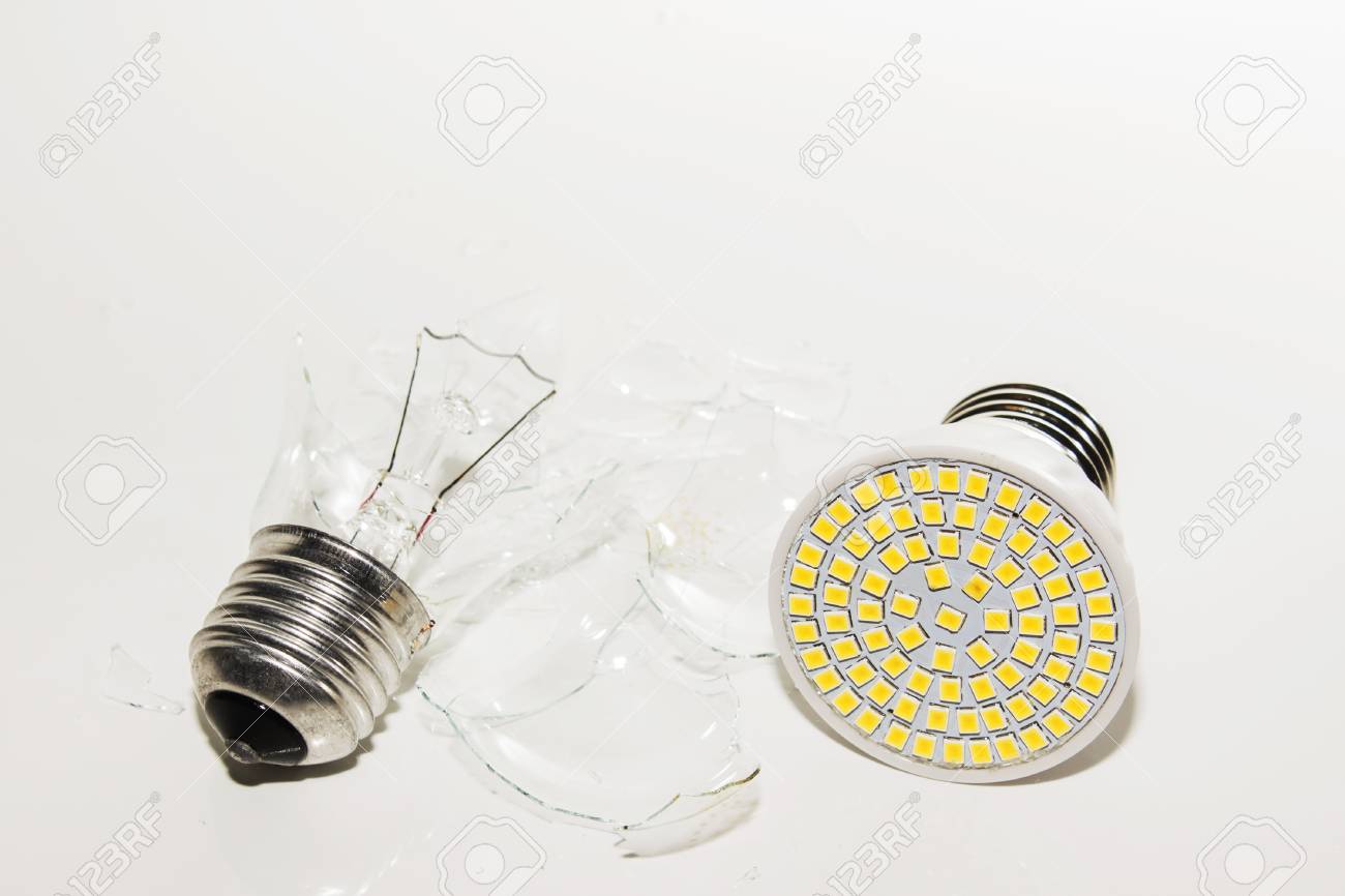 Fluorescentes Plusieurs Compactes Différentes À Ampoules Led Lampes Et 3TlK1cJuF