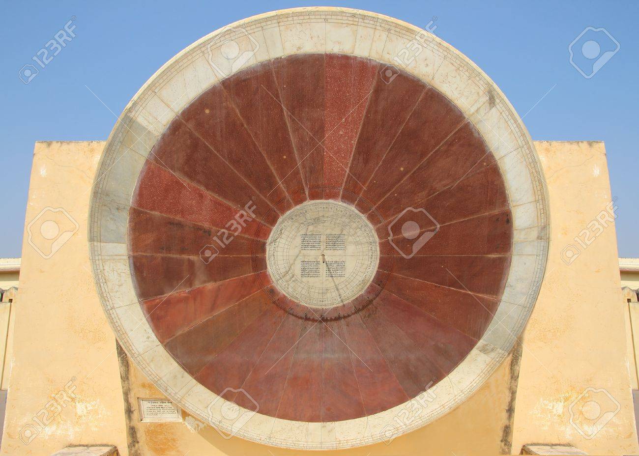 Reloj De Sol En La Astrología Observatorio Siglo 18 En reloj digital observatorio