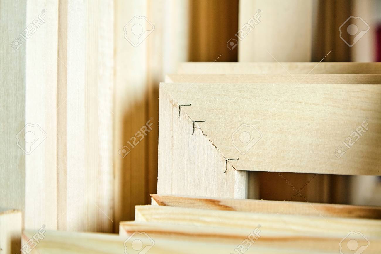 wooden stretcher bar frames subframes for gallery wrapped canvas