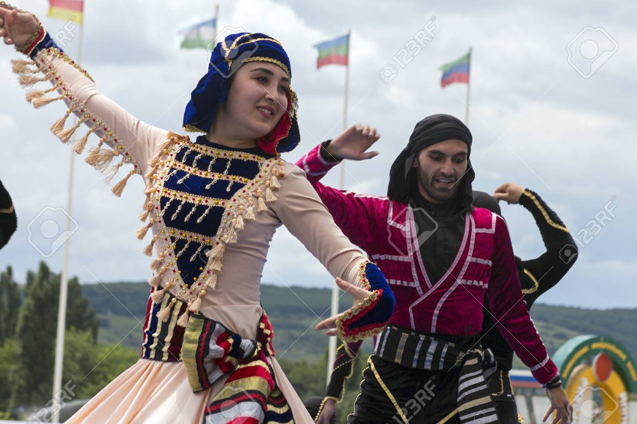 ピャチゴルスク ロシア連邦 7 月 23 日 17 Highland ダンス実行コーカサス ピャチゴルスク コーカサス ロシアの 黄金の羊毛 人々 のフォーク ダンスのアンサンブルで の写真素材 画像素材 Image ピャチゴルスク ロシア連邦 7 月 23 日 17 Highland ダンス実行コーカサス ピャチゴルスク コーカサス ロシアの 黄金の羊毛 人々 のフォーク ダンスのアンサンブルで の写真素材 画像素材 Image