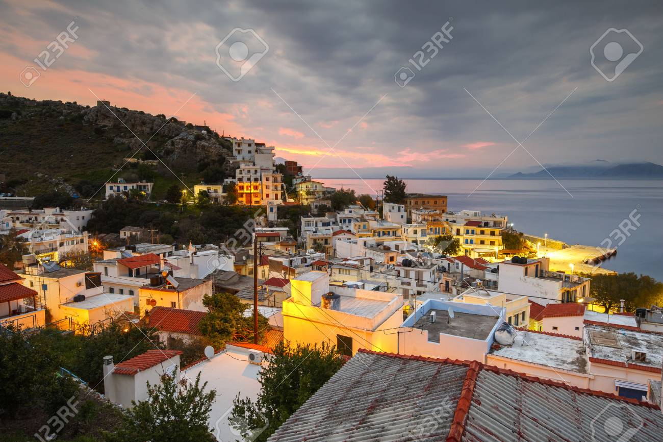 ギリシャ イカリア島島アギオス Kirikos 村 の写真素材 画像素材 Image