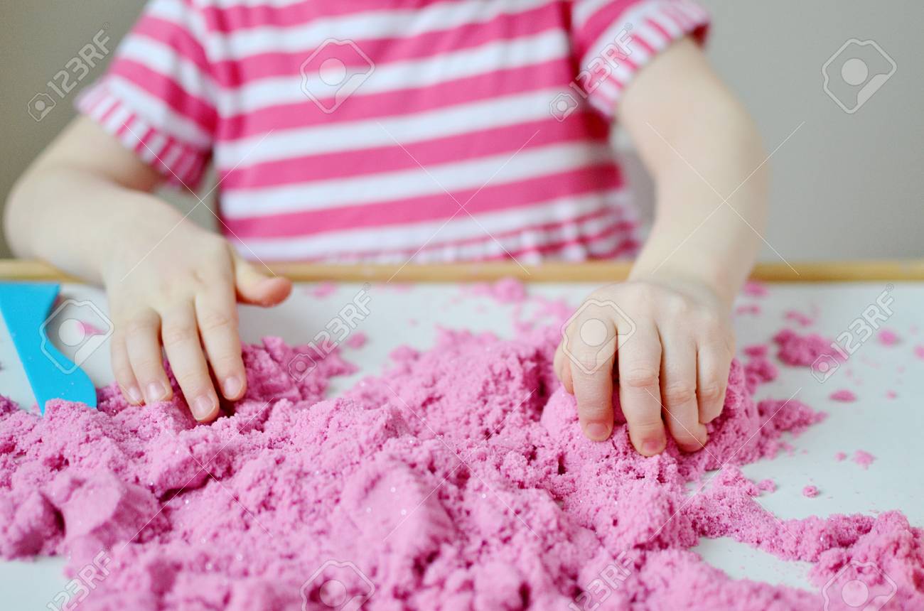 pink kinetic sand