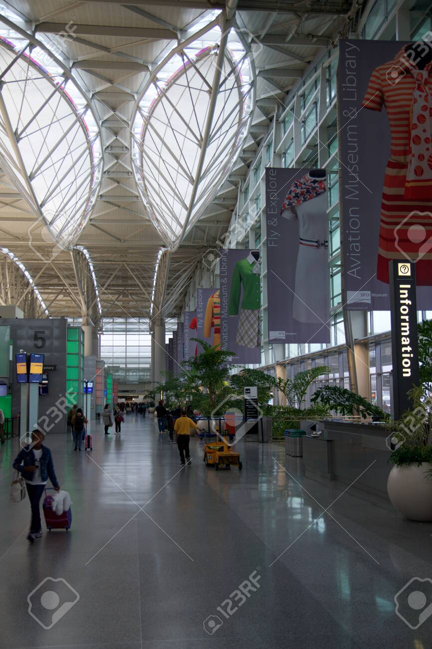 SAN FRANCISCO, CALIFORNIA, UNITED STATES - NOV 27th, 2018: Inside Terminal  Building Of San Francisco International Airport SFO . SFO Is The Main  Airport In San Francisco Stock Photo, Picture and Royalty, image size:866x1300