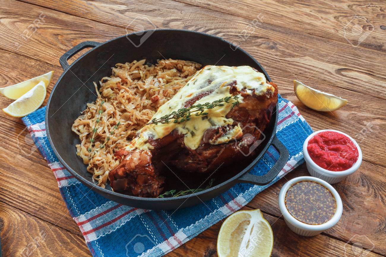 The recipe for stewed sauerkraut in German The recipe for stewed sauerkraut in German