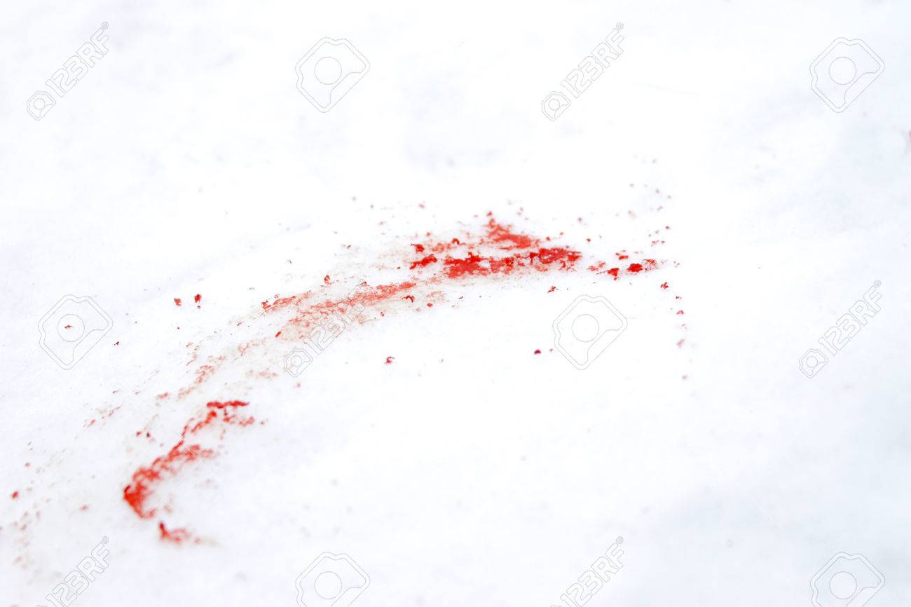 O Caminho pela neve 72626966-isolated-blood-on-snow-close-up-background