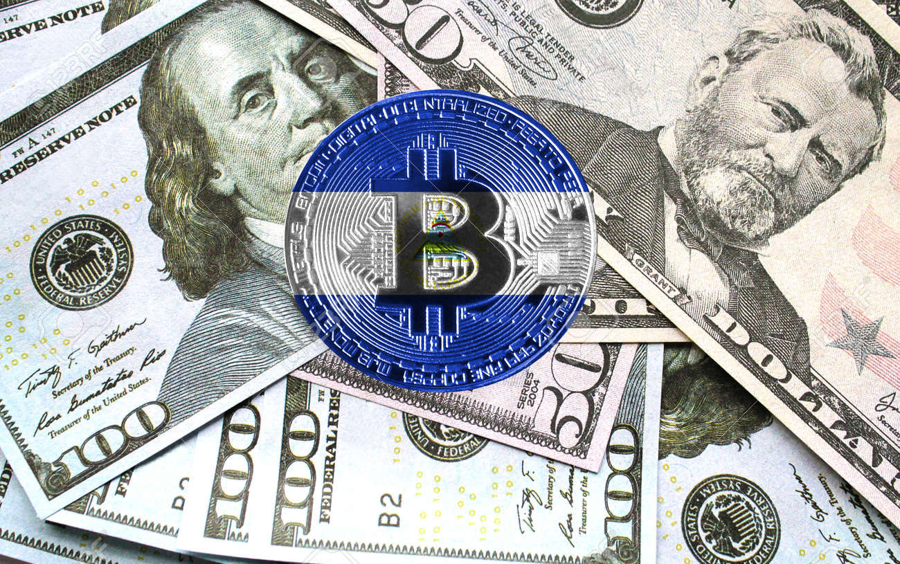 Bitcoin Con Una Bandera De Nicaragua Está En Dólares Estadounidenses Fotos,  retratos, imágenes y fotografía de archivo libres de derecho. Image  189561016