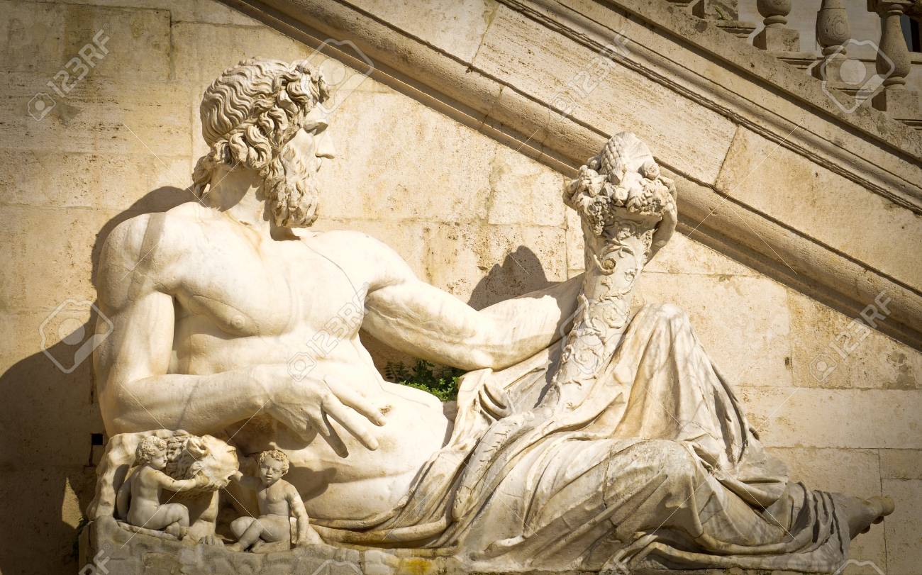 Statue Of Zeus In Rome, Italy Stock Photo, Picture and Royalty Free Image.  Image 83151678., image size:1300x811