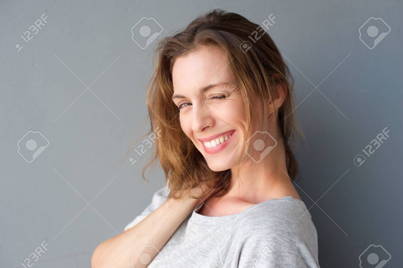 Weit aufgerissene Augen