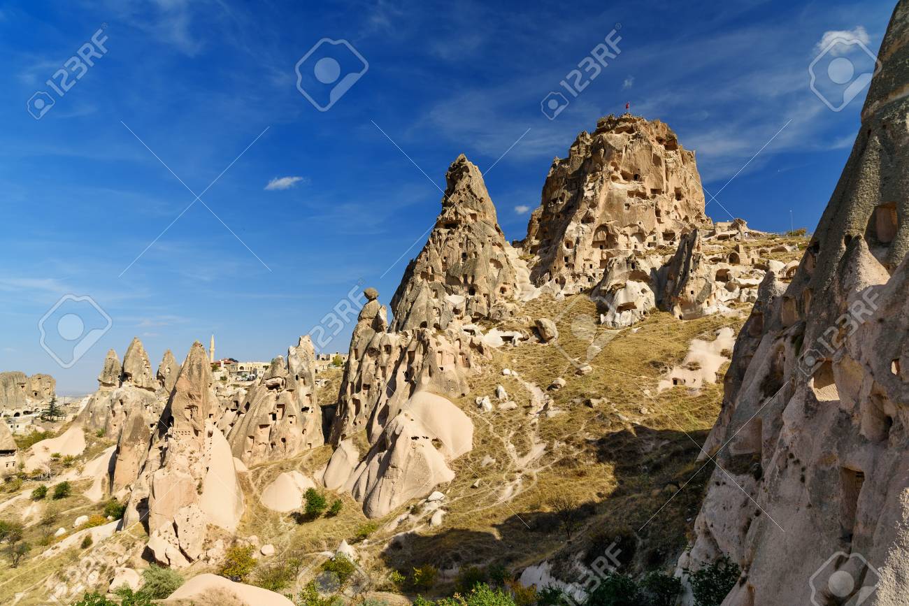 ウチヒサール城の岩山の眺め カッパドキア ネヴシェヒル県 トルコ の写真素材 画像素材 Image