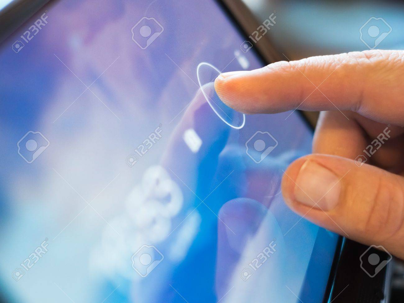 finger touching screen on tablet-pc with shallow depth of field - 15123908 finger touching screen on tablet-pc with shallow depth of field - 15123908