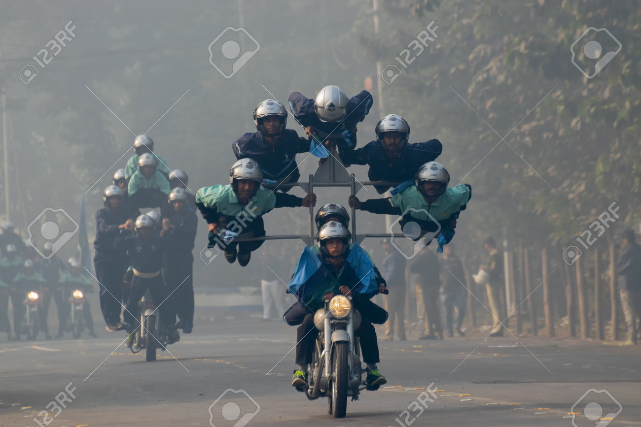 Red Road Kolkata West Bengal India 21st January 2018 Stock Photo Picture And Royalty Free Image Image 141315740
