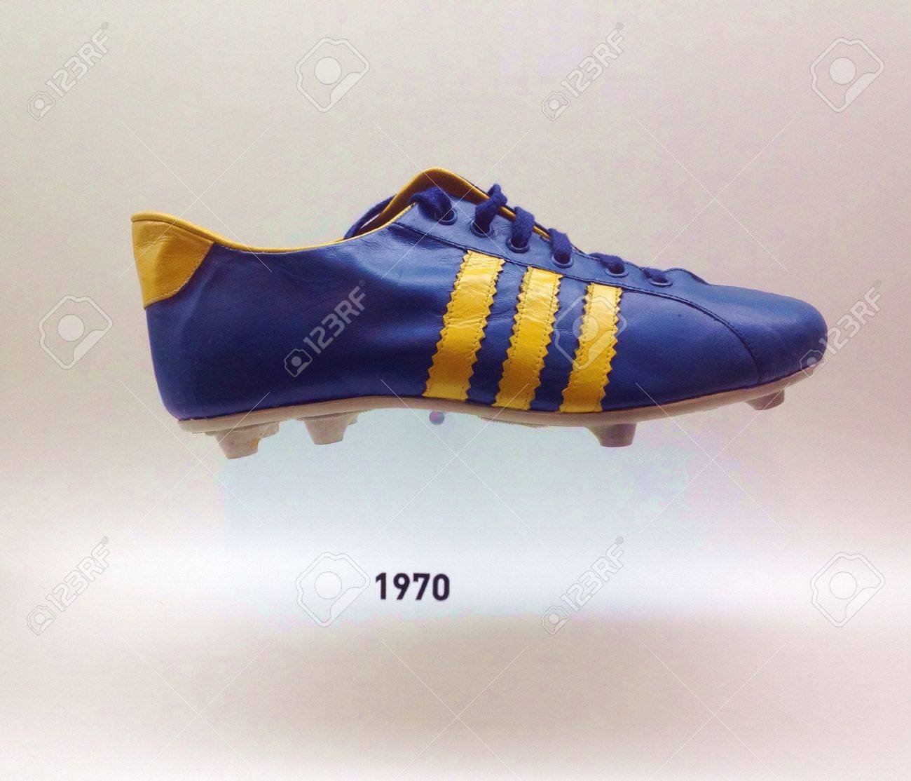 botas de futbol viejas