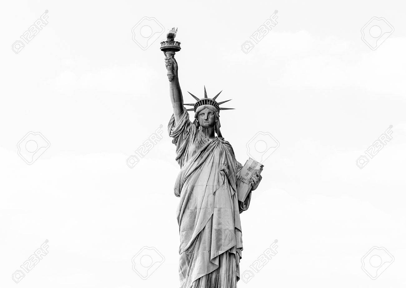 モノクロでニューヨークの自由の女神の写真素材・画像素材 Image 39372729