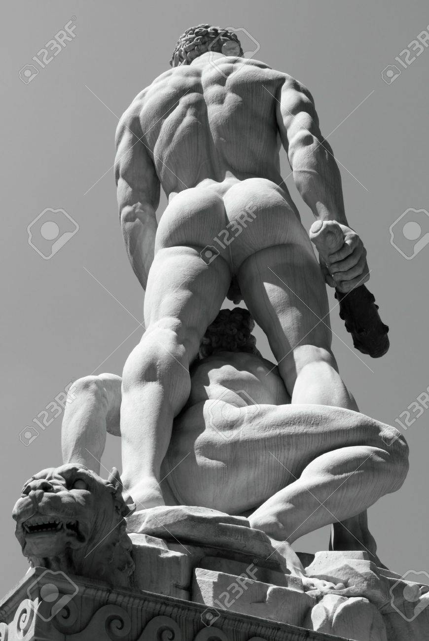 フィレンツェ イタリア ヨーロッパのシニョーリア広場にバッキア ドリンク ヘラクレスとカークスの彫刻 の写真素材 画像素材 Image