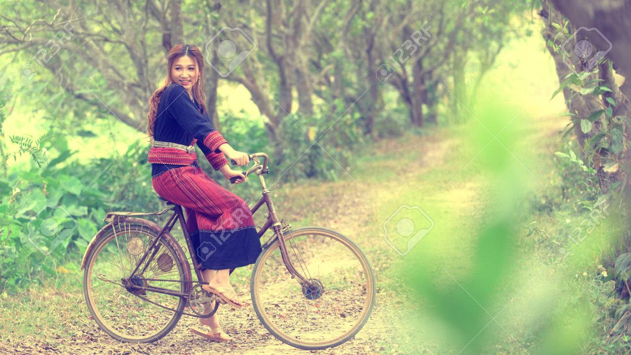 girls vintage style bike