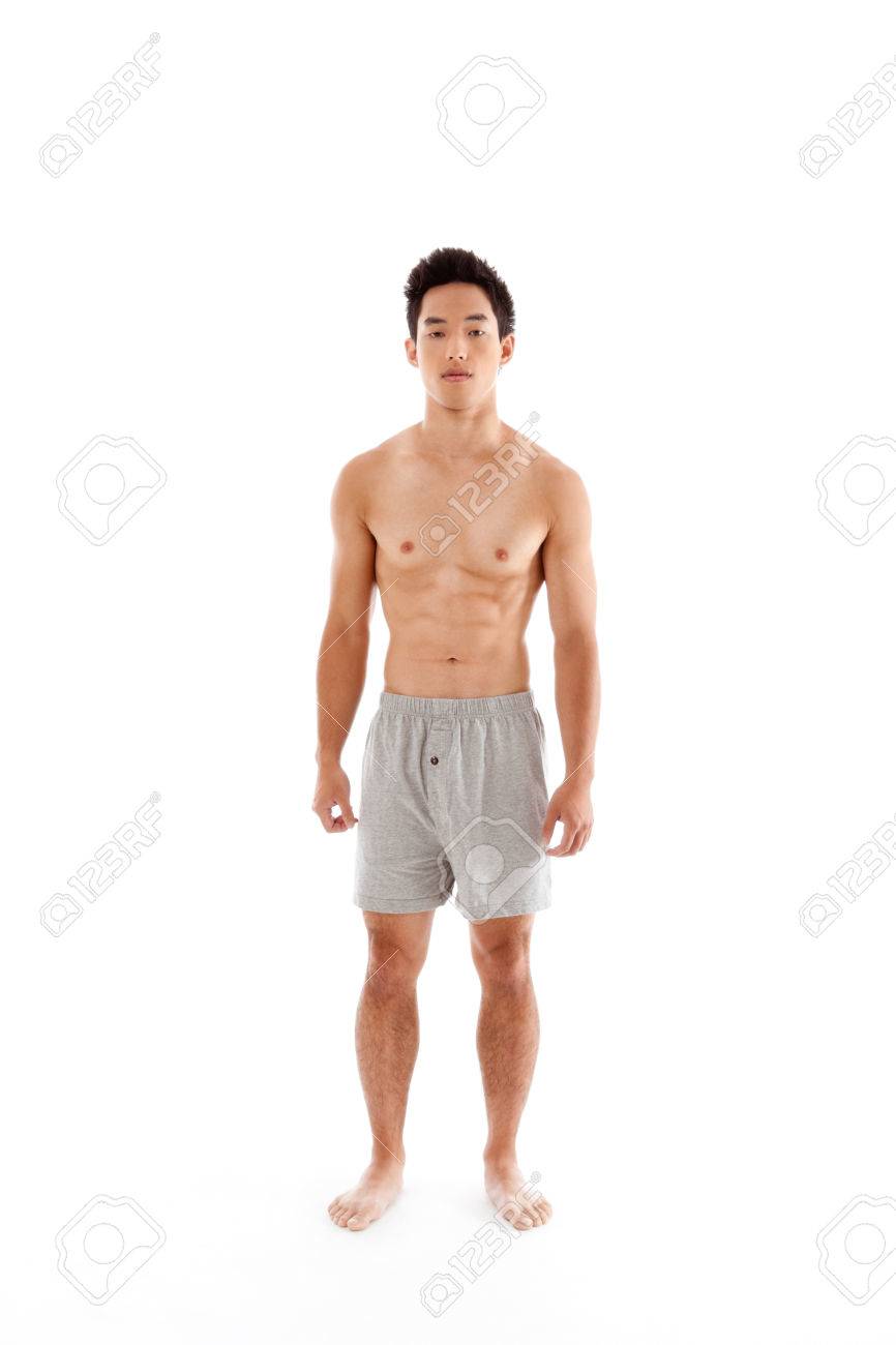 Hombre Joven Semidesnuda Asiática China En Los Boxeadores De La Ropa Interior Fotos, Retratos, Imágenes Y De Archivo Libres De Image 29405450.