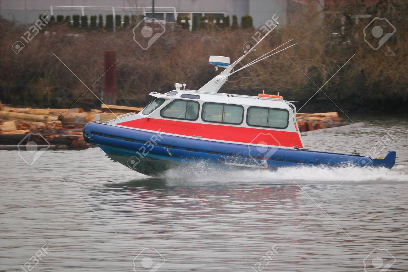 Public transportation services for coastal communities include water taxis - 70890697 Public transportation services for coastal communities include water taxis - 70890697