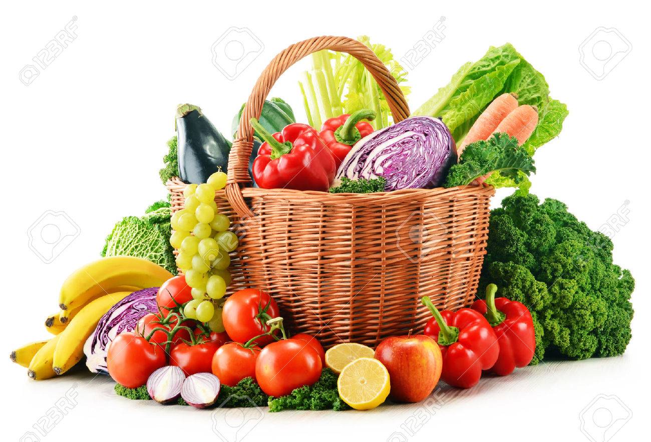 Panier En Osier Avec Des Legumes Biologiques Assortis Et Les Fruits Isoles Sur Fond Blanc Banque D Images Et Photos Libres De Droits Image Panier En Osier Avec Des Legumes Biologiques Assortis Et Les Fruits Isoles Sur Fond Blanc Banque D Images Et Photos Libres De Droits Image